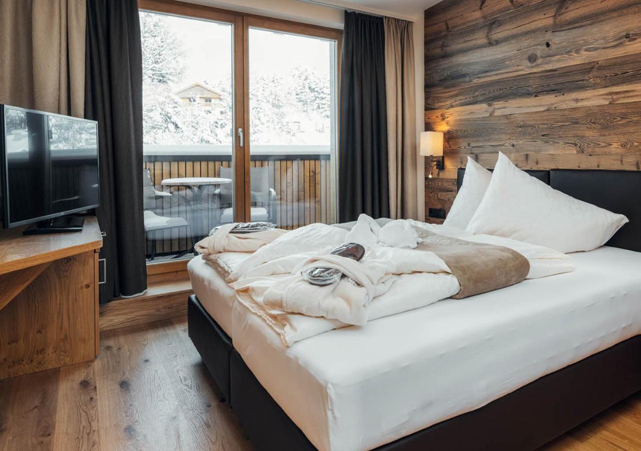 Hotel Garni Alpenjuwel Residenz Serfaus Quarto foto